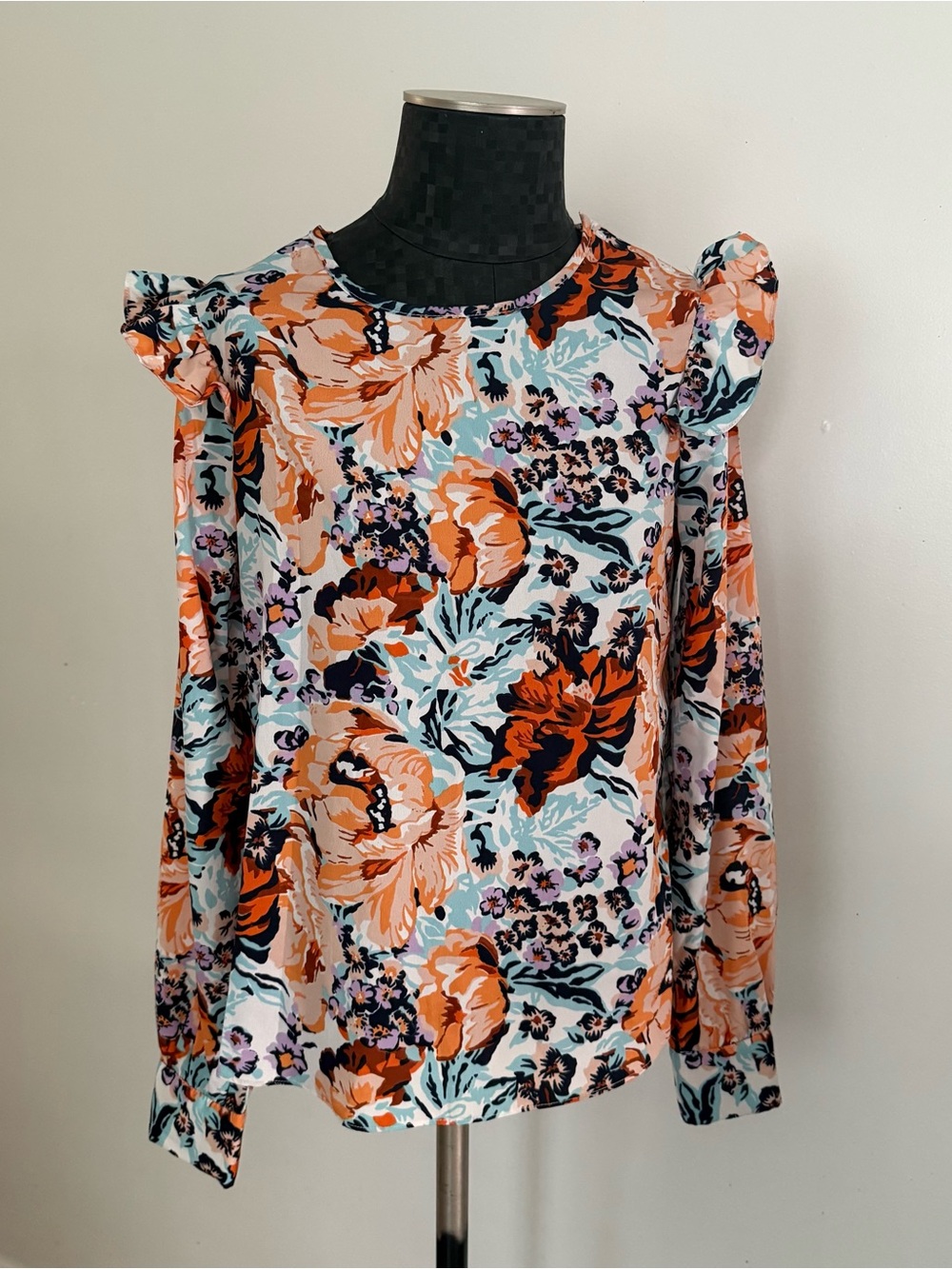 Porridge Beautiful long-sleeve floral blouse